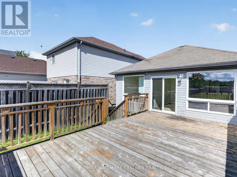 656 Clancy Crescent, Peterborough, ON, K9K 2S3 - 25