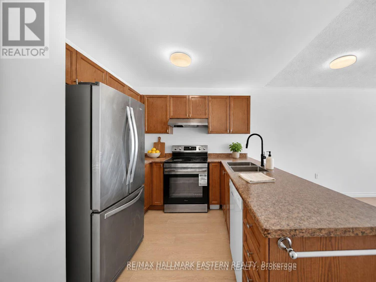 656 Clancy Crescent, Peterborough, ON, K9K 2S3 - 9