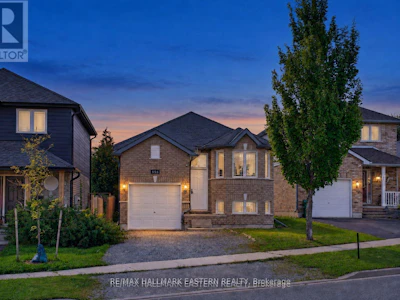 656 Clancy Crescent - 4