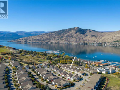 27-7760 Okanagan Landing Road - 3