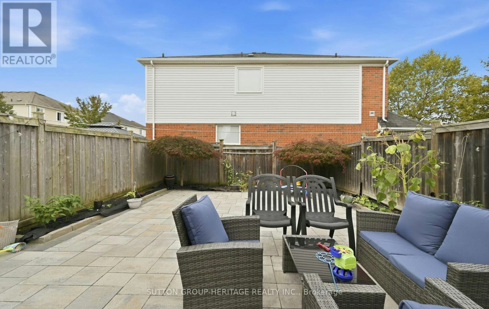 29 Tozer Crescent, Ajax, ON, L1T 4Z9 - 30