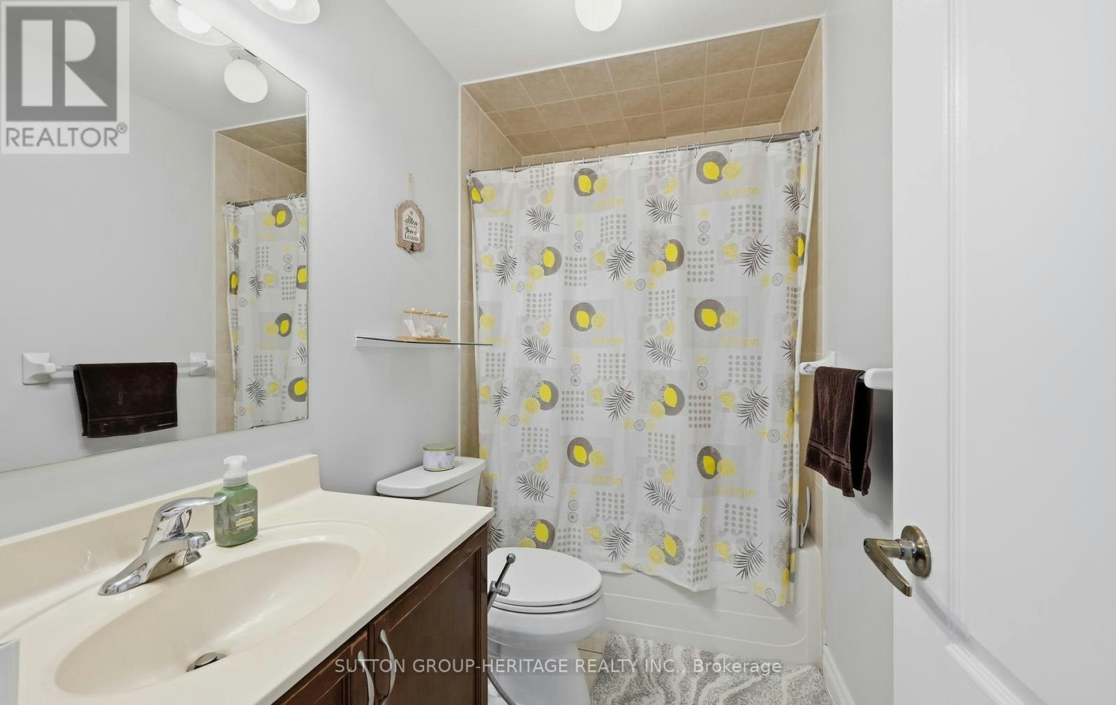 29 Tozer Crescent, Ajax, ON, L1T 4Z9 - 23