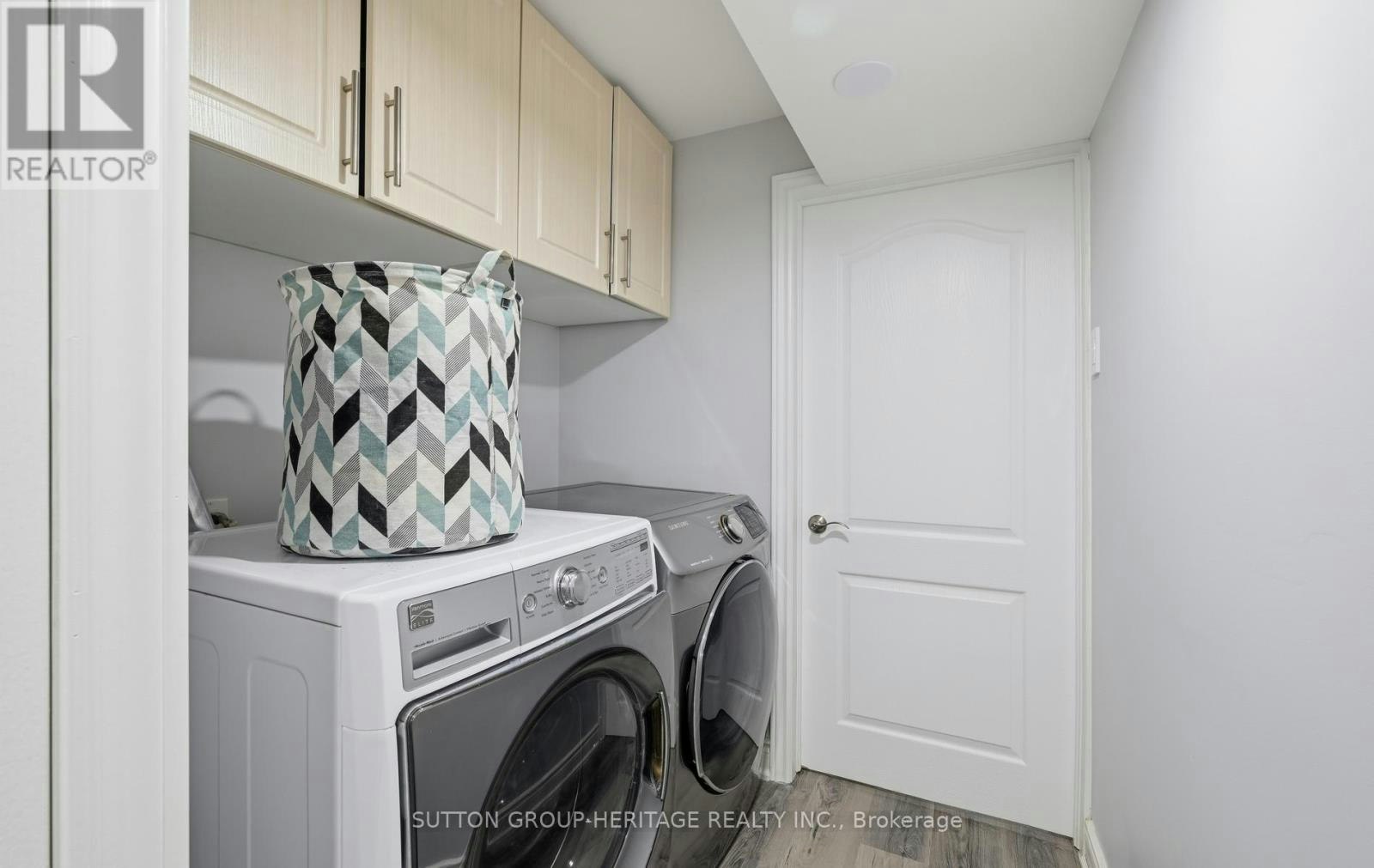 29 Tozer Crescent, Ajax, ON, L1T 4Z9 - 29