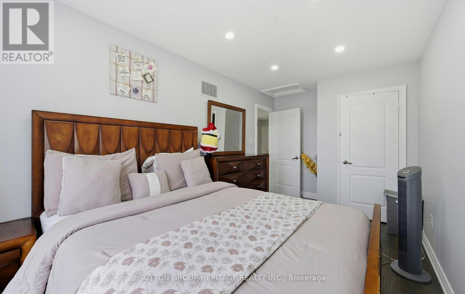 29 Tozer Crescent, Ajax, ON, L1T 4Z9 - 20