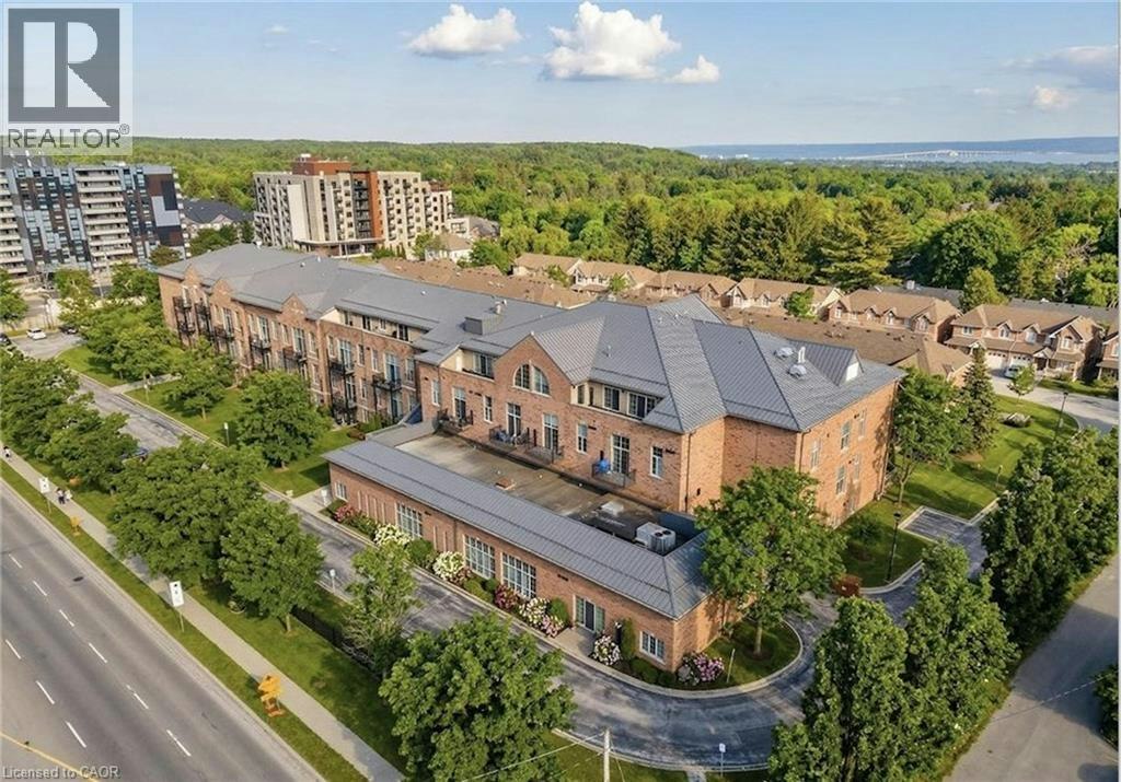 322-262 Dundas Street E, Hamilton, ON, L8B 1A9