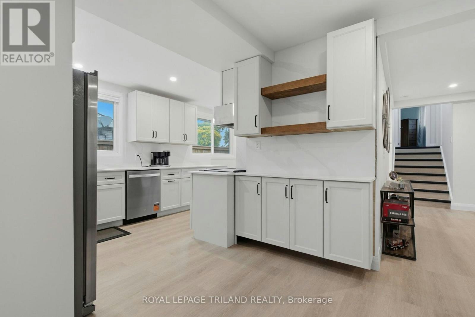 UPPER-27 Aldborough Avenue, St. Thomas, ON, N5R 4S8 - 5