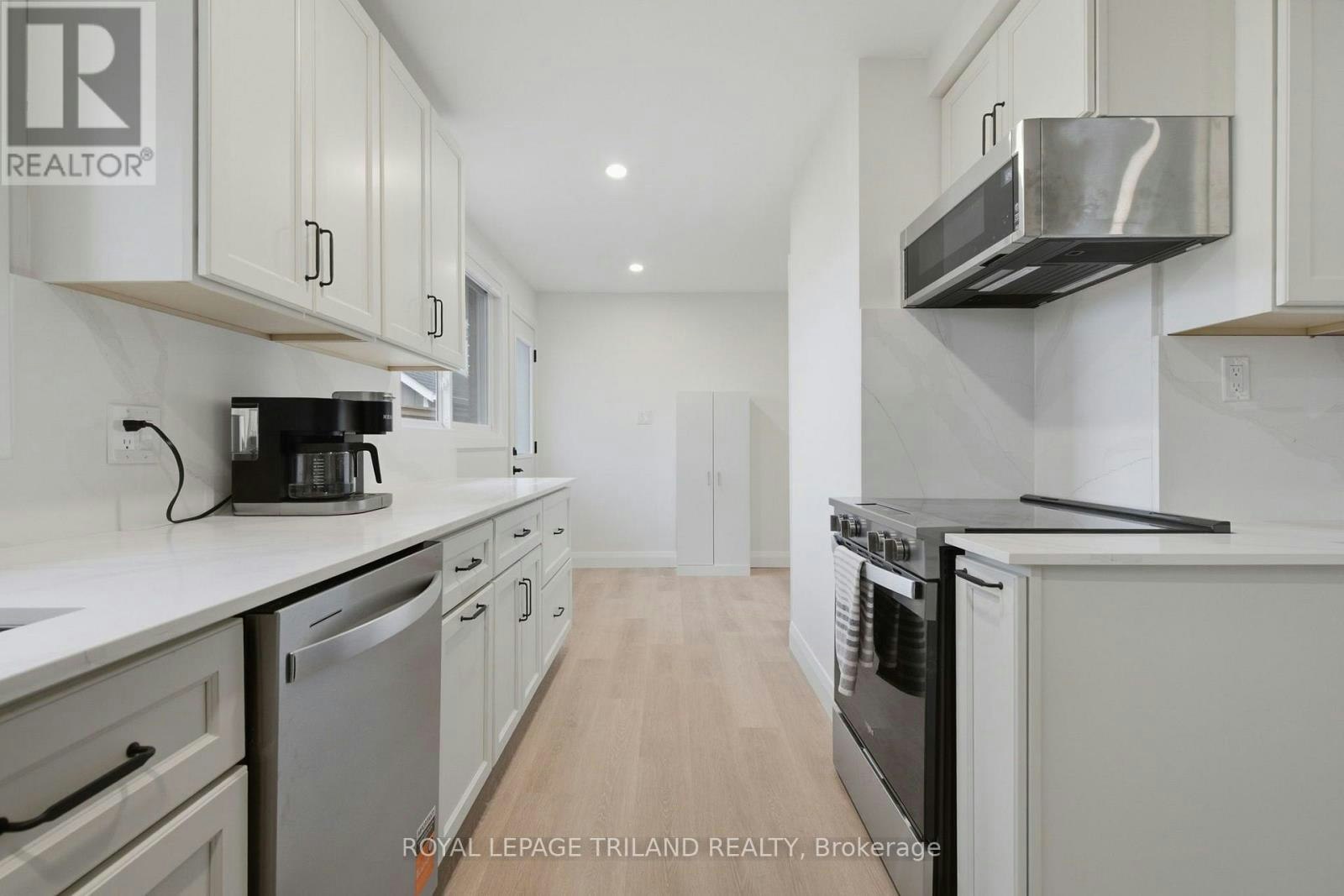 UPPER-27 Aldborough Avenue, St. Thomas, ON, N5R 4S8 - 3