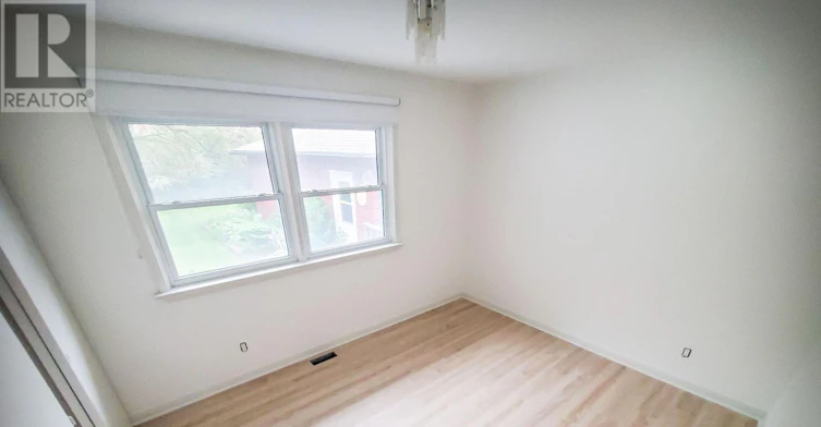 UPPER-29 Ford Crescent, London, ON, N6G 1H8 - 5