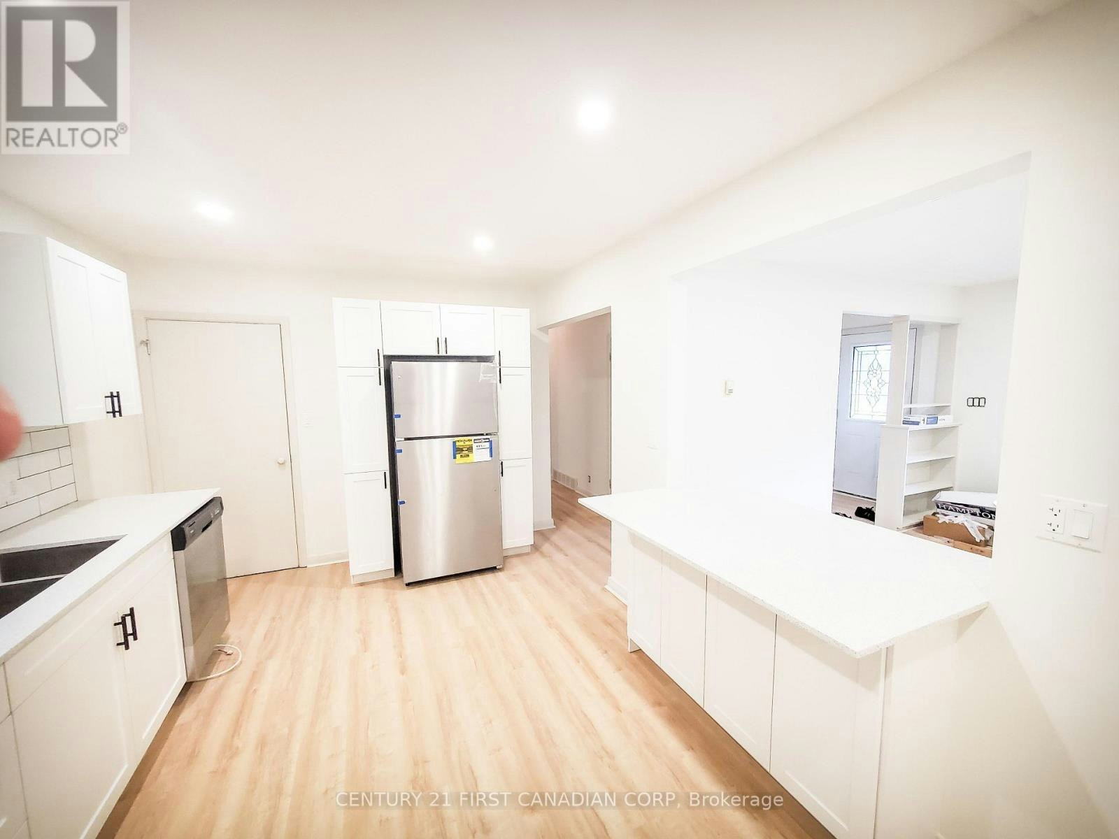 UPPER-29 Ford Crescent, London, ON, N6G 1H8 - 9