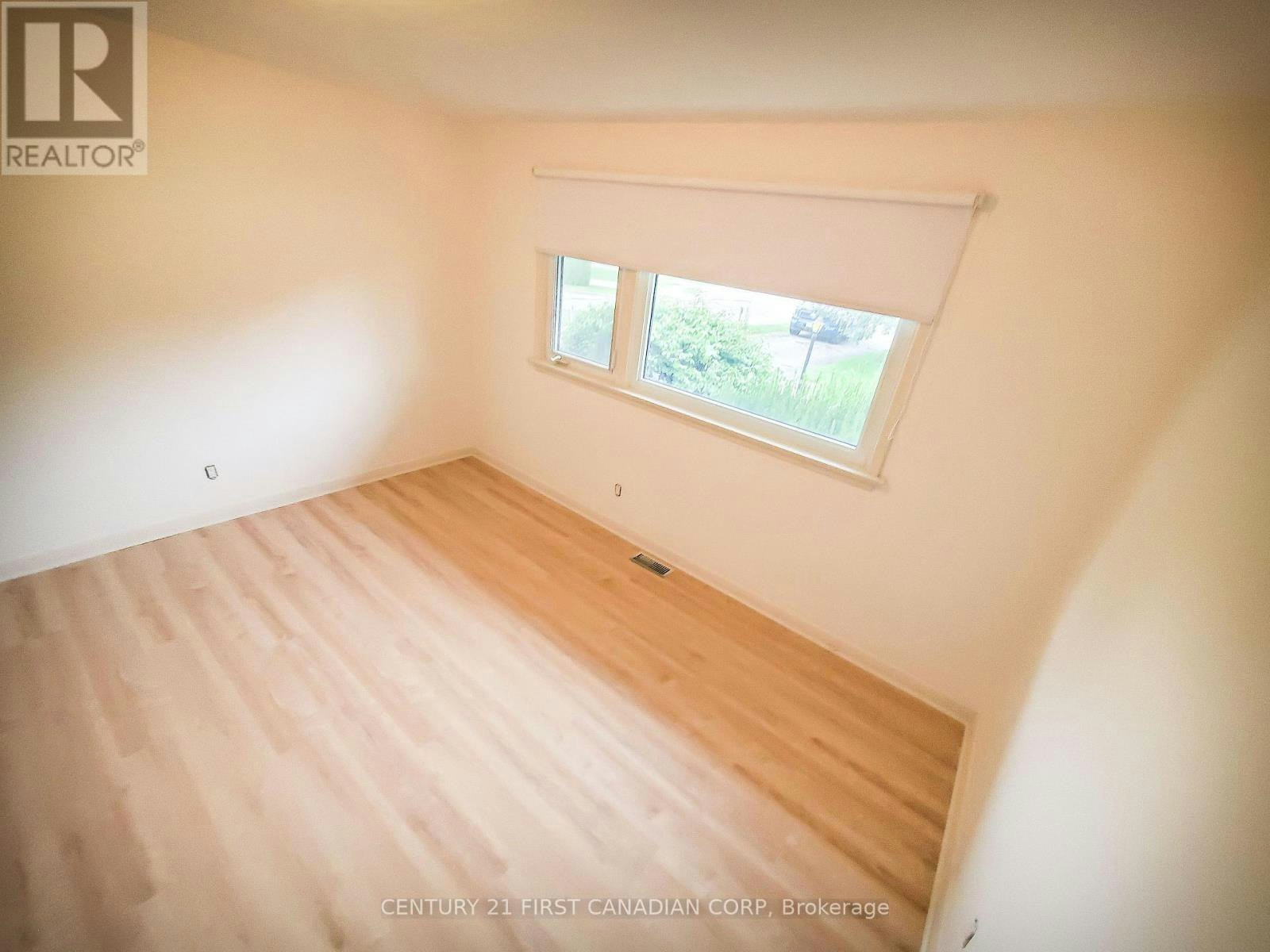 UPPER-29 Ford Crescent, London, ON, N6G 1H8 - 6