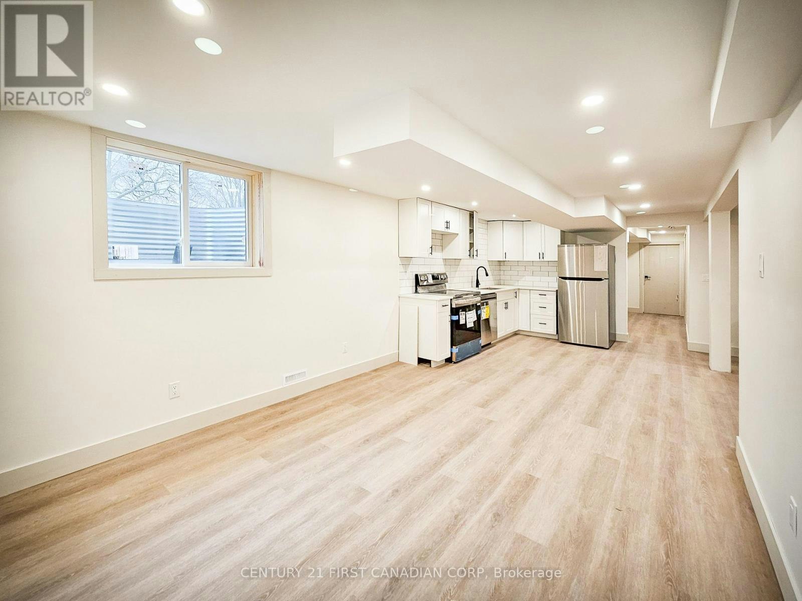 LOWER-29 Ford Crescent, London, ON, N6G 1H8 - 4