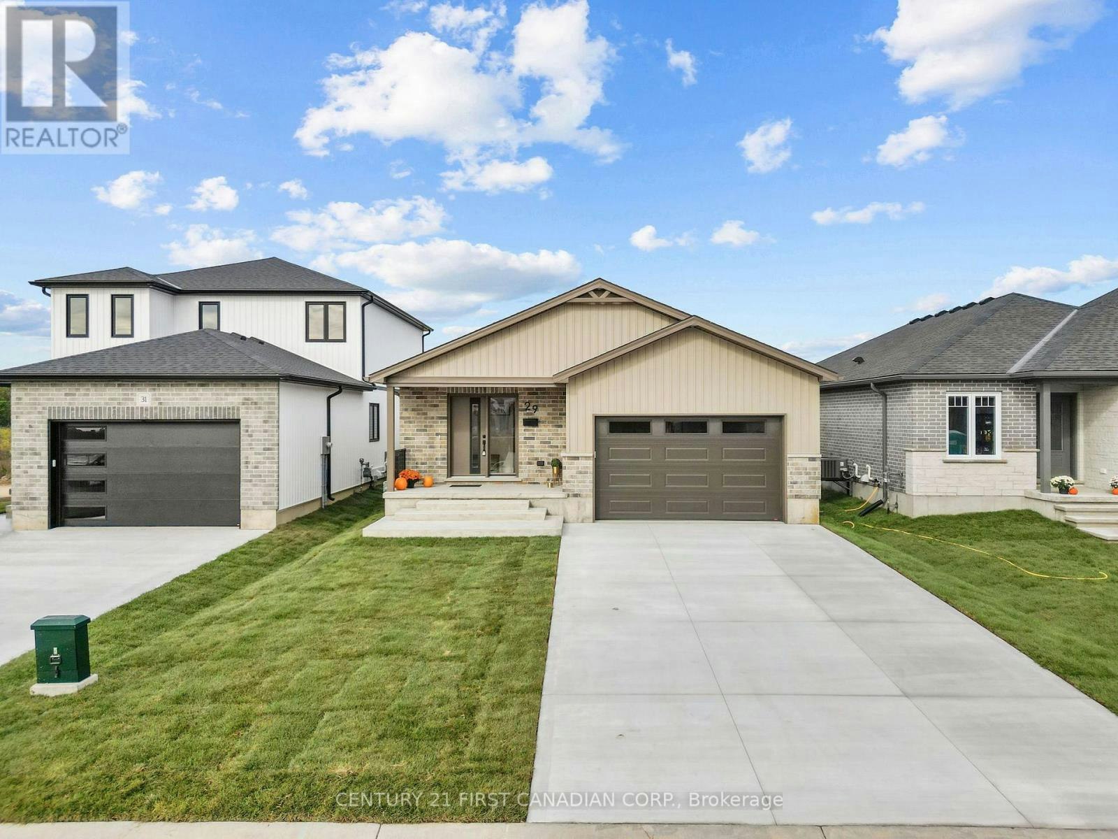 29 Sheldabren Street, North Middlesex, ON, N0M 1A0