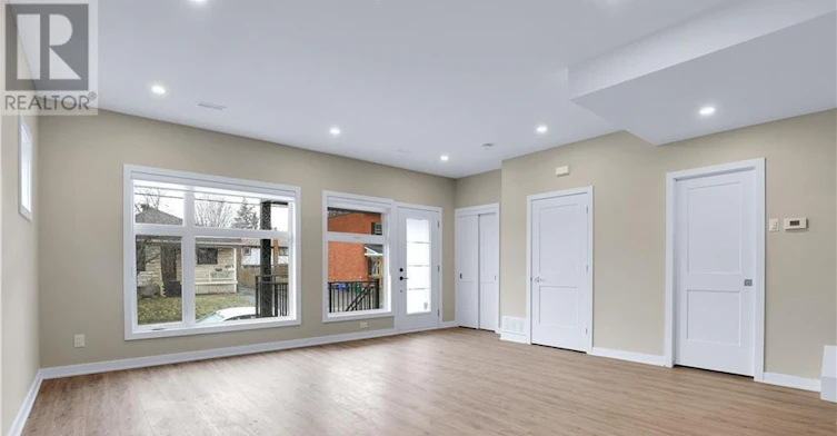 314 Mona Avenue, Ottawa, ON, K1L 7A2 - 11