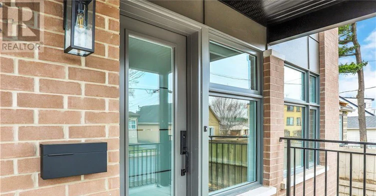 314 Mona Avenue, Ottawa, ON, K1L 7A2 - 3