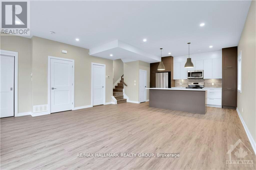 314 Mona Avenue, Ottawa, ON, K1L 7A2 - 5