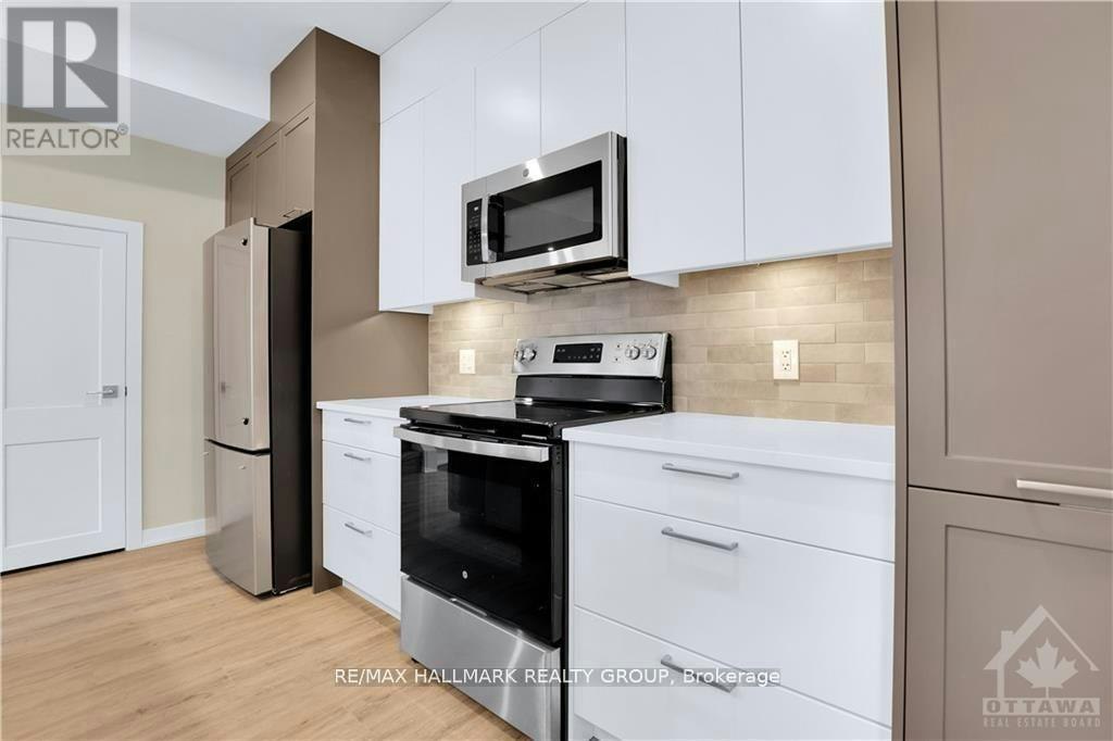 314 Mona Avenue, Ottawa, ON, K1L 7A2 - 9