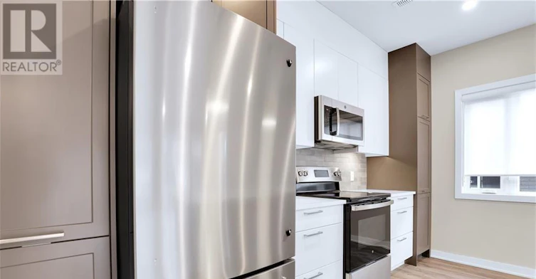 314 Mona Avenue, Ottawa, ON, K1L 7A2 - 7