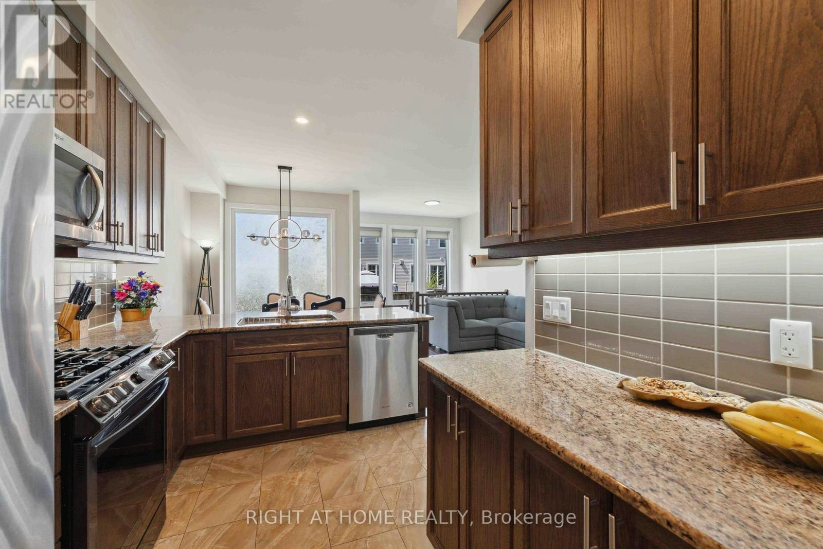 819 Miikana Road, Ottawa, ON, K1X 0G5 - 12
