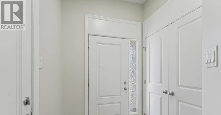 819 Miikana Road, Ottawa, ON, K1X 0G5 - 2