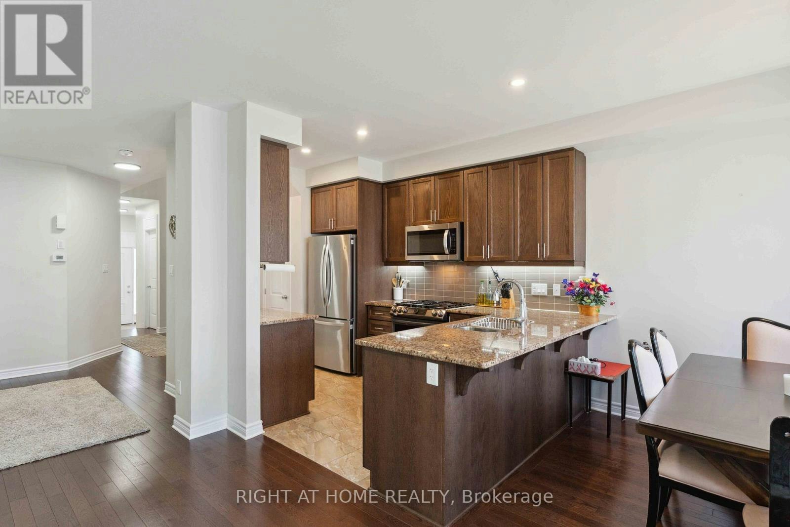 819 Miikana Road, Ottawa, ON, K1X 0G5 - 16