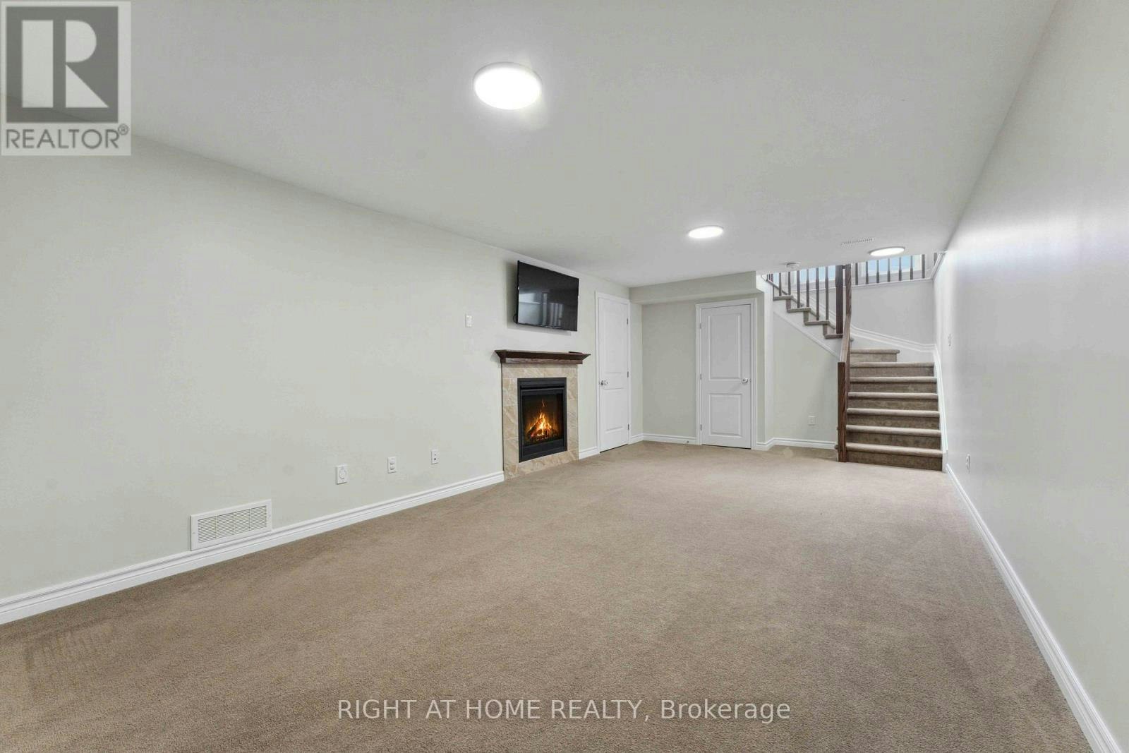819 Miikana Road, Ottawa, ON, K1X 0G5 - 38