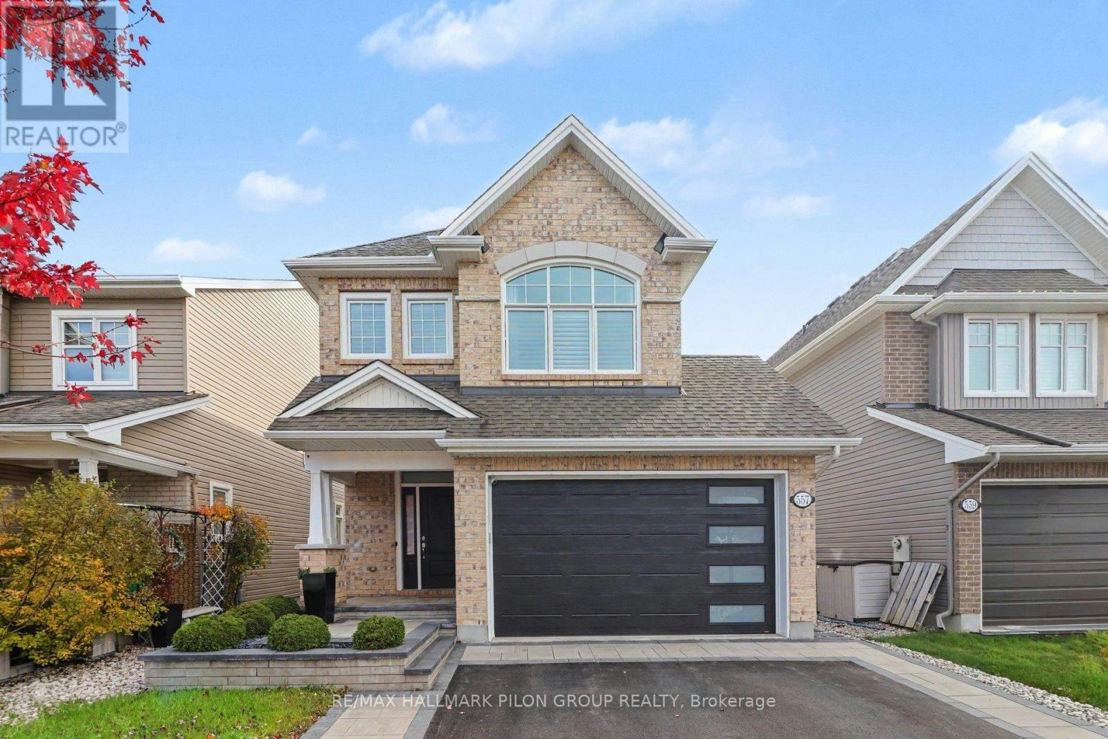 557 Silverbell Crescent, Ottawa, ON, K1T 0N9