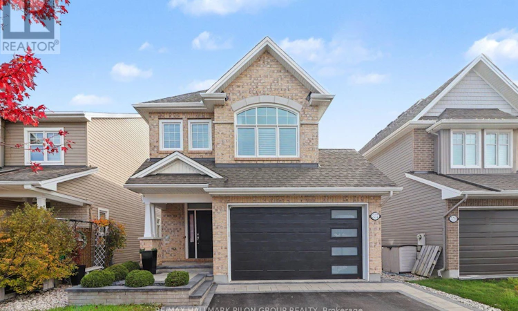 557 Silverbell Crescent