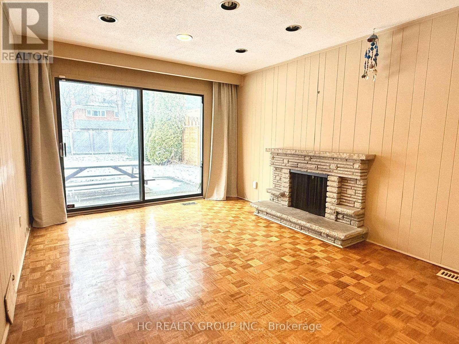 54 Kentland Crescent, Toronto, ON, M2M 2X6 - 9