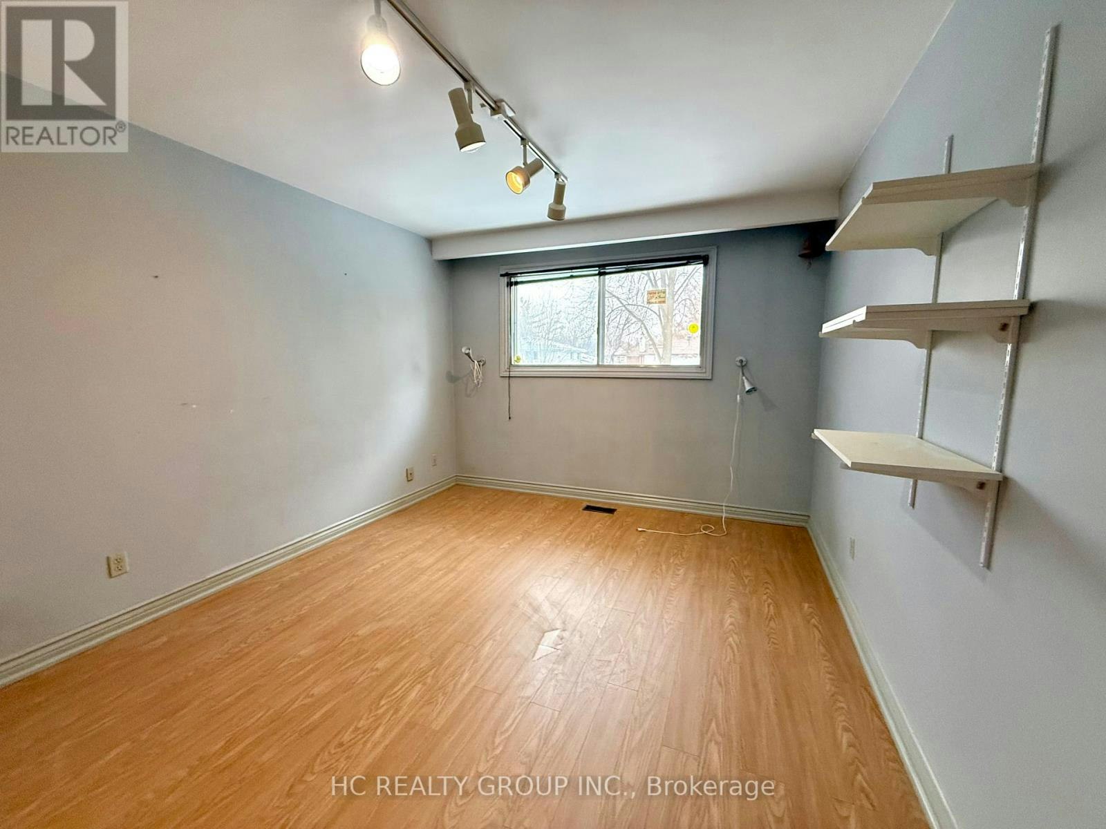 54 Kentland Crescent, Toronto, ON, M2M 2X6 - 13