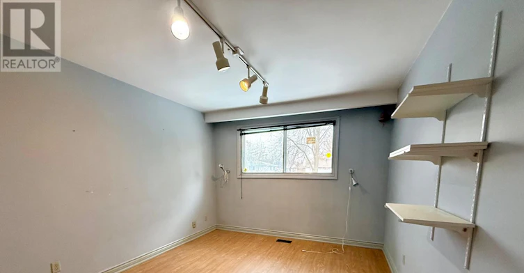 54 Kentland Crescent, Toronto, ON, M2M 2X6 - 13