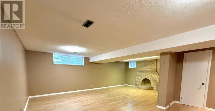 54 Kentland Crescent, Toronto, ON, M2M 2X6 - 16