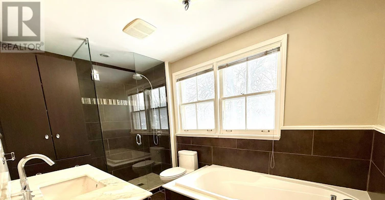 54 Kentland Crescent, Toronto, ON, M2M 2X6 - 15