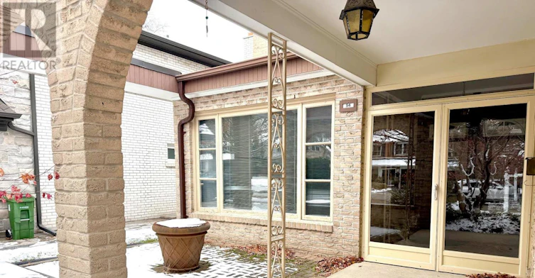 54 Kentland Crescent, Toronto, ON, M2M 2X6 - 2