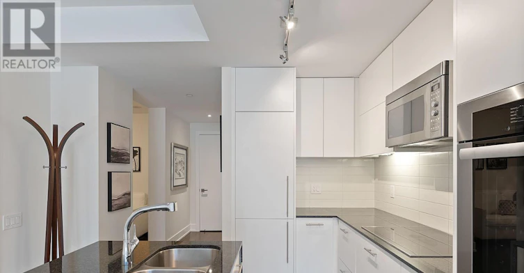 211-170 Avenue Road, Toronto, ON, M5R 0A4 - 8