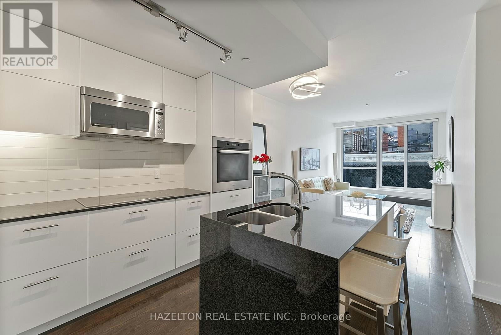 211-170 Avenue Road, Toronto, ON, M5R 0A4 - 4