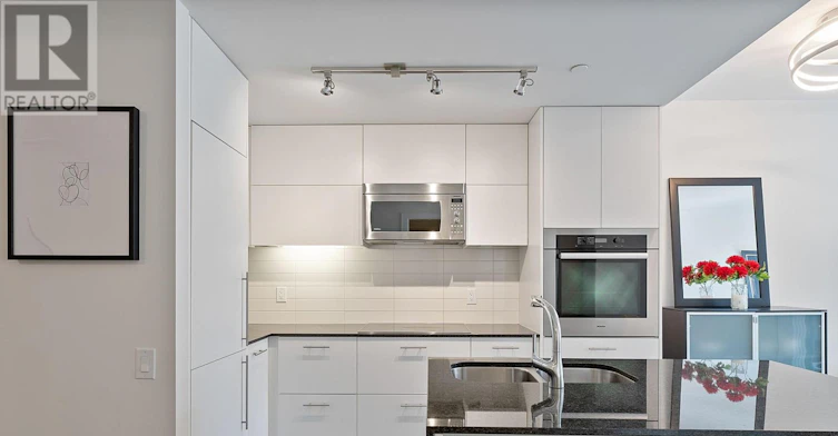 211-170 Avenue Road, Toronto, ON, M5R 0A4 - 5