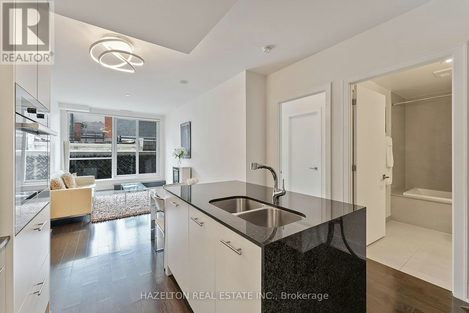 211-170 Avenue Road, Toronto, ON, M5R 0A4 - 7