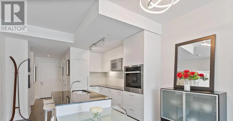 211-170 Avenue Road, Toronto, ON, M5R 0A4 - 16