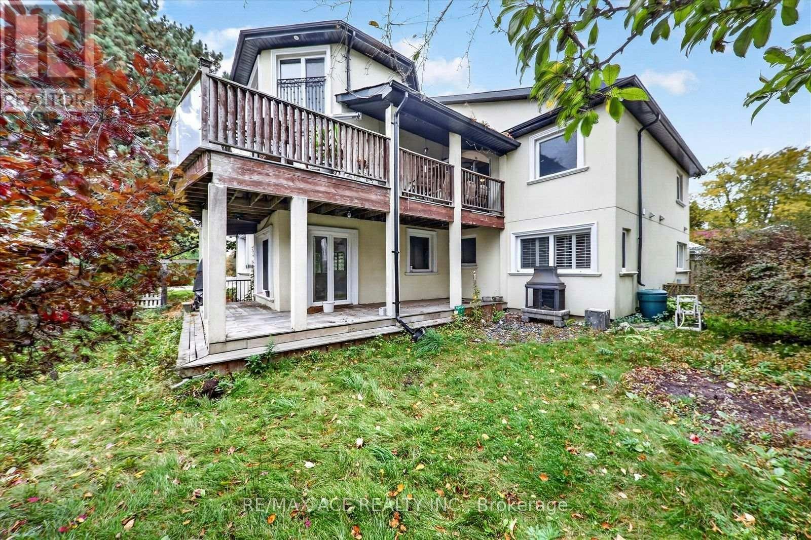 MAIN-3 Larwood Boulevard, Toronto, ON, M1M 2M4 - 28