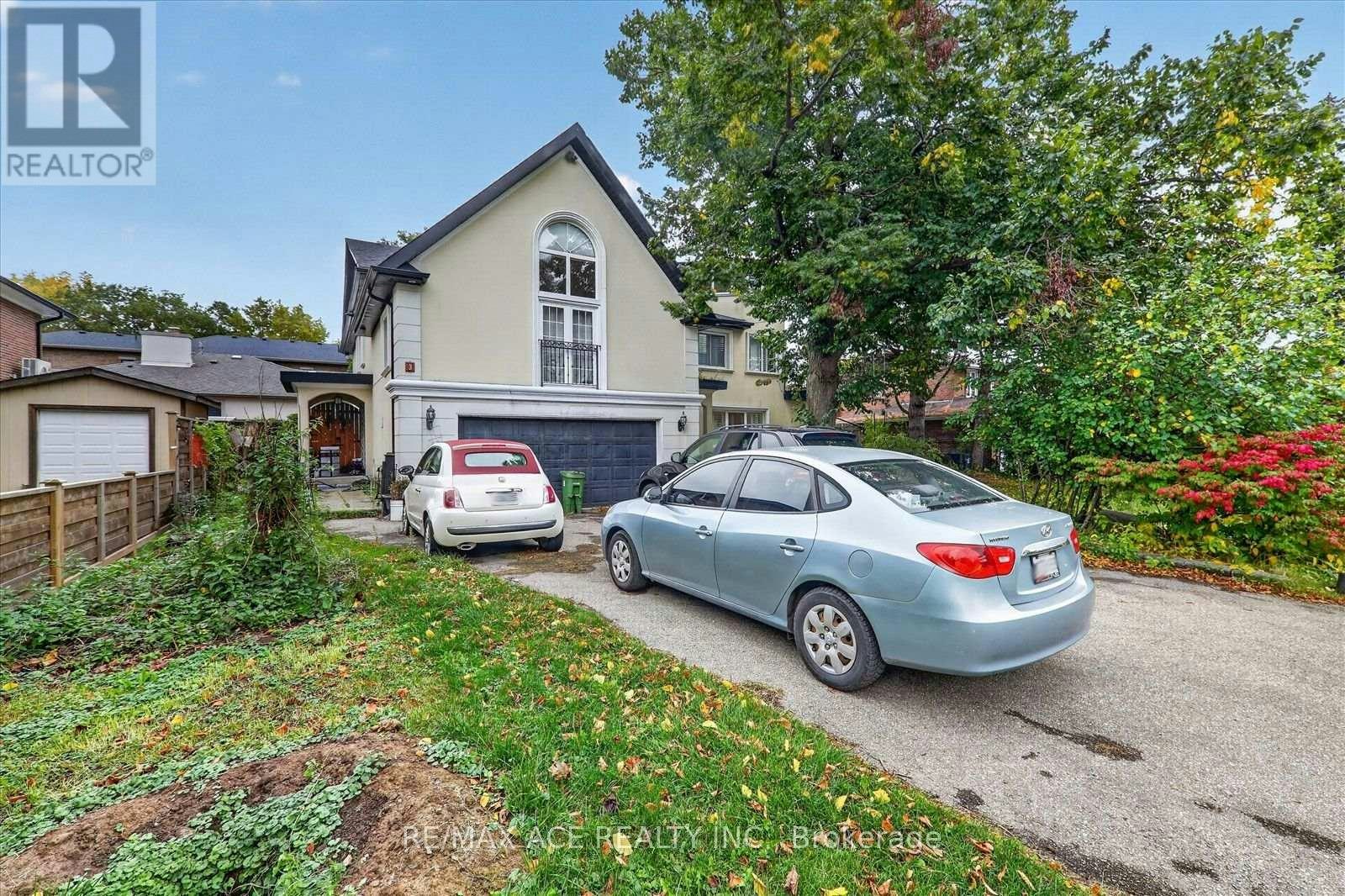 MAIN-3 Larwood Boulevard, Toronto, ON, M1M 2M4 - 3