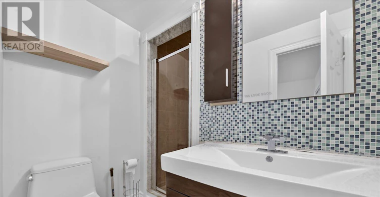 MAIN-3 Larwood Boulevard, Toronto, ON, M1M 2M4 - 19