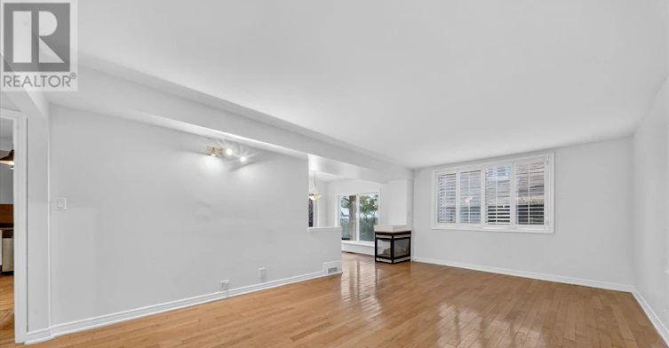 MAIN-3 Larwood Boulevard, Toronto, ON, M1M 2M4 - 6
