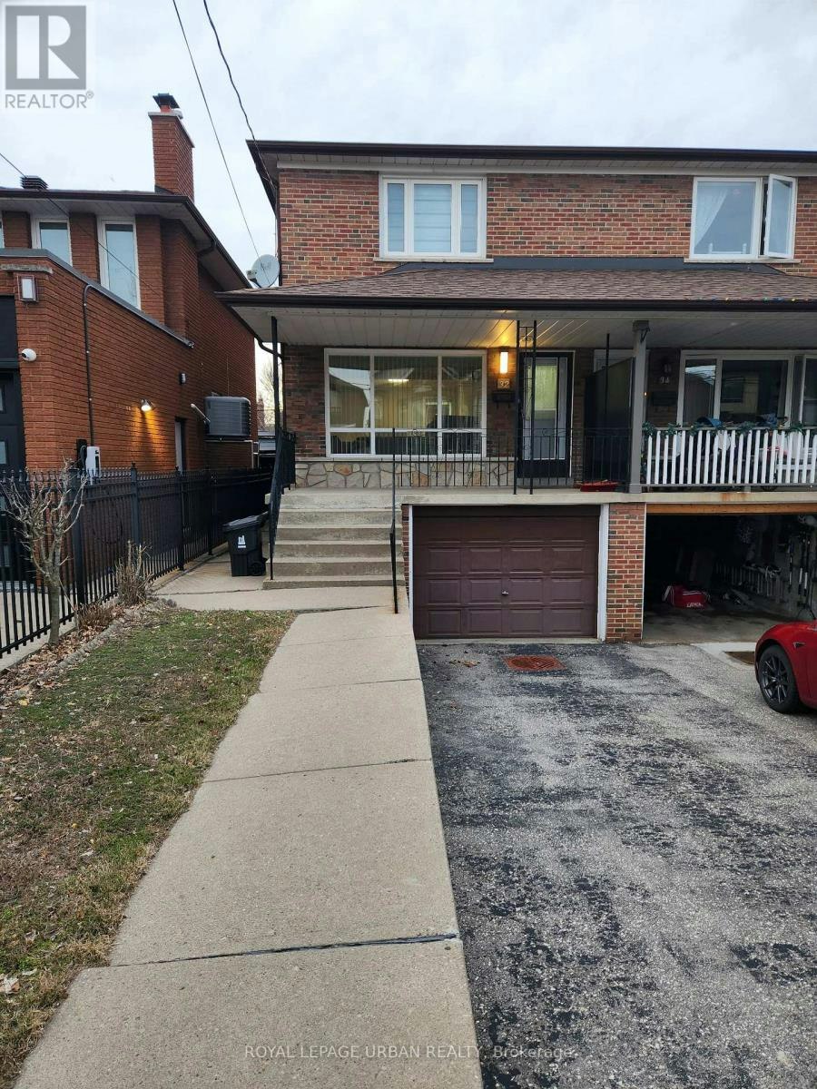 32 Virginia Avenue, Toronto, ON, M4C 2S7 - 2