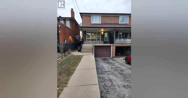 32 Virginia Avenue, Toronto, ON, M4C 2S7 - 2