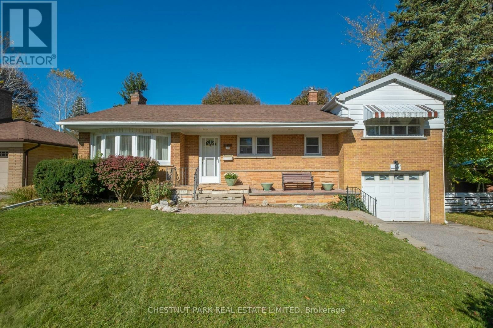20 Strathroy Crescent, Markham, ON, L3P 2E6