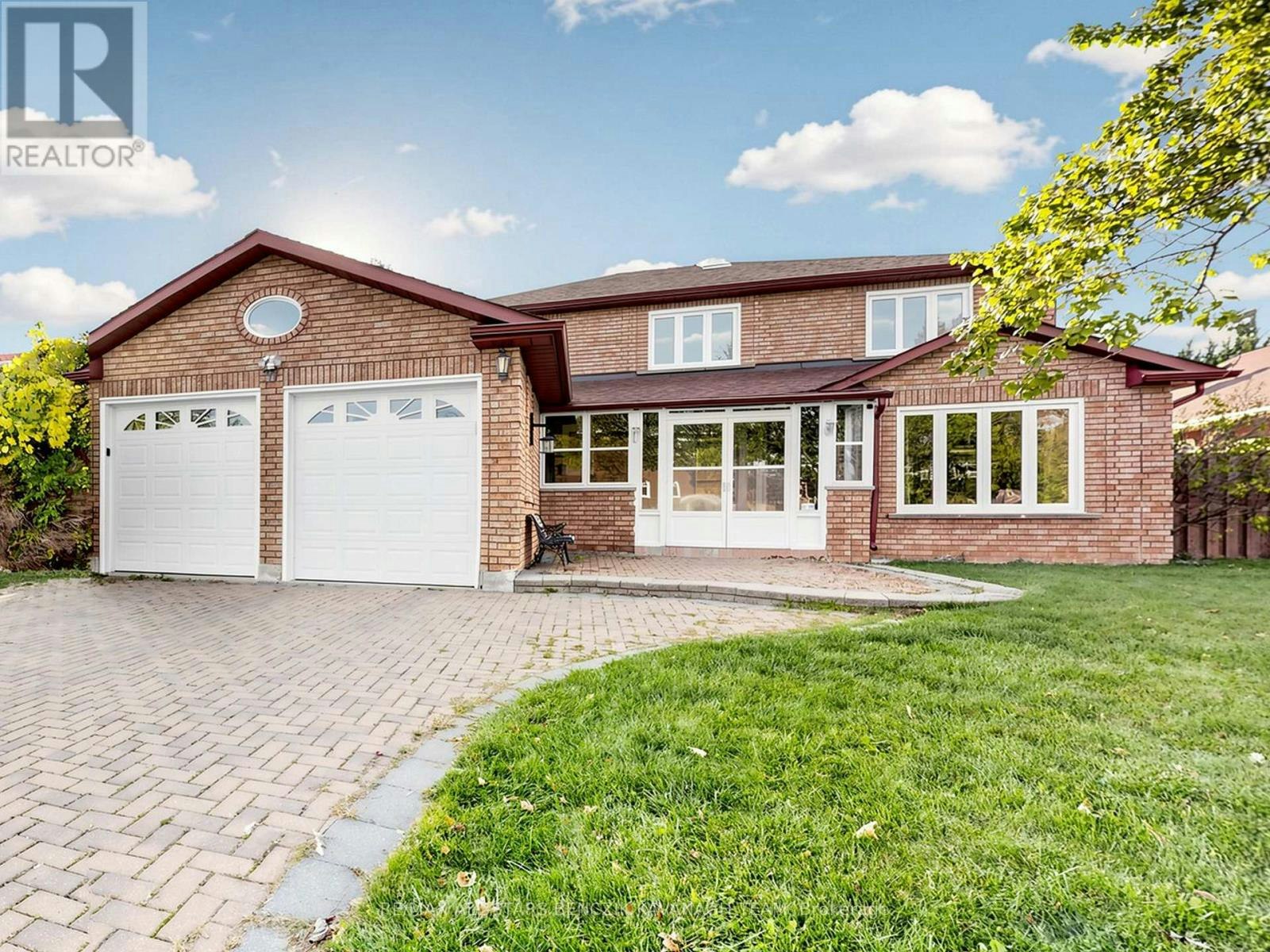37 Dowling Circle, Markham, ON, L3R 8R3