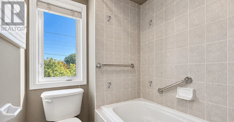 35 Stoneheath Crescent, Markham, ON, L6C 2K9 - 35