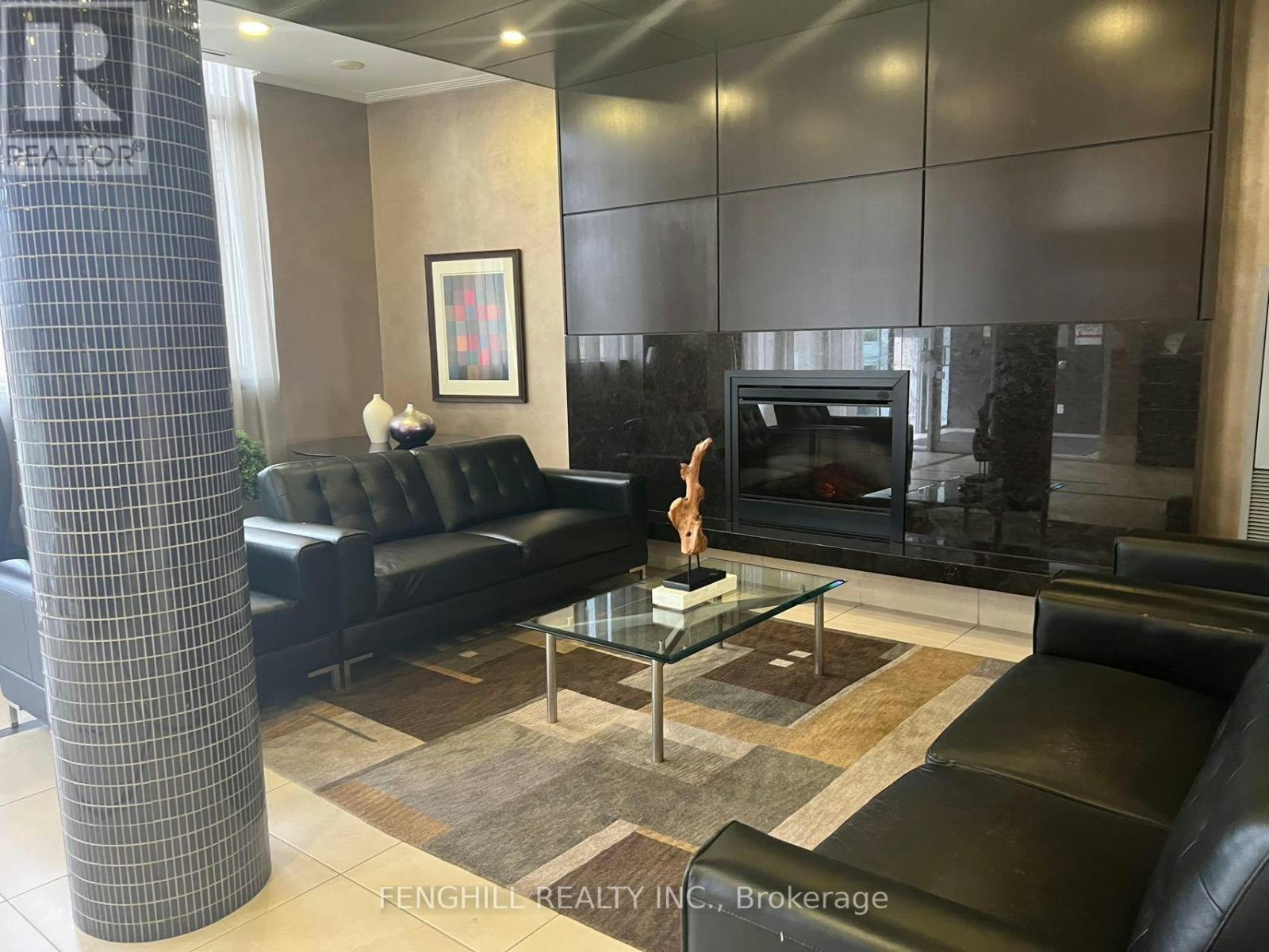911-111 Upper Duke Crescent, Markham, ON, L6G 0C8 - 3