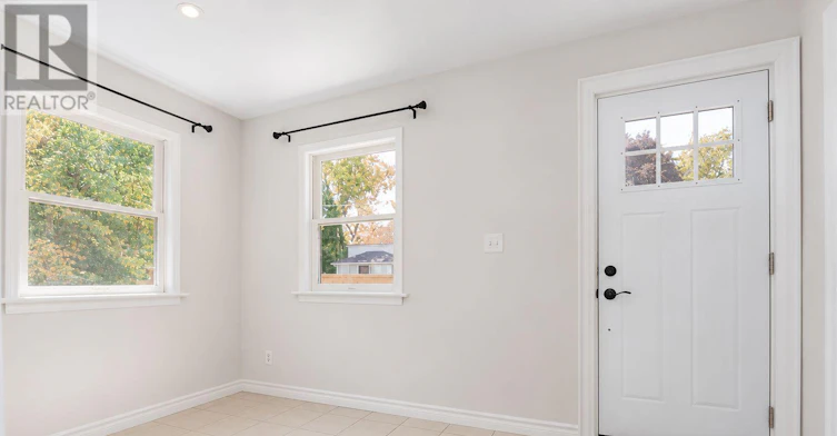 1-64 Bleeker Street, Orillia, ON, L3V 5Z2 - 2