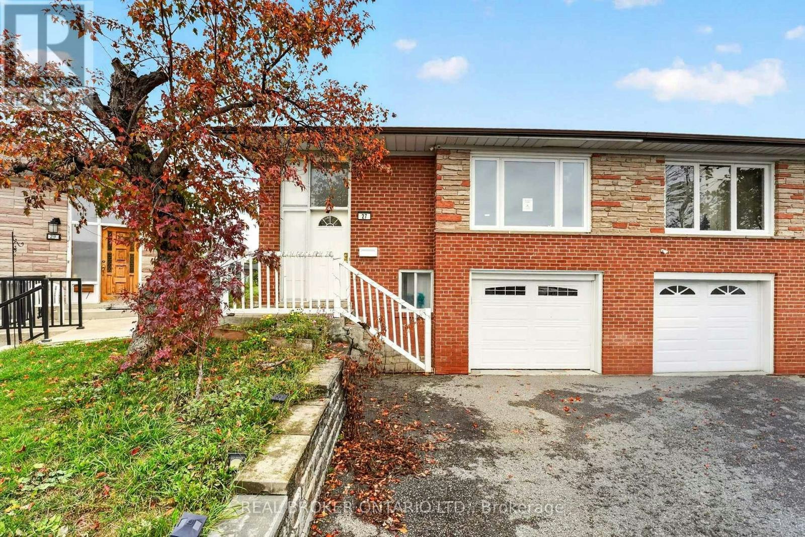 27 Vange Crescent, Toronto, ON, M9V 3N6